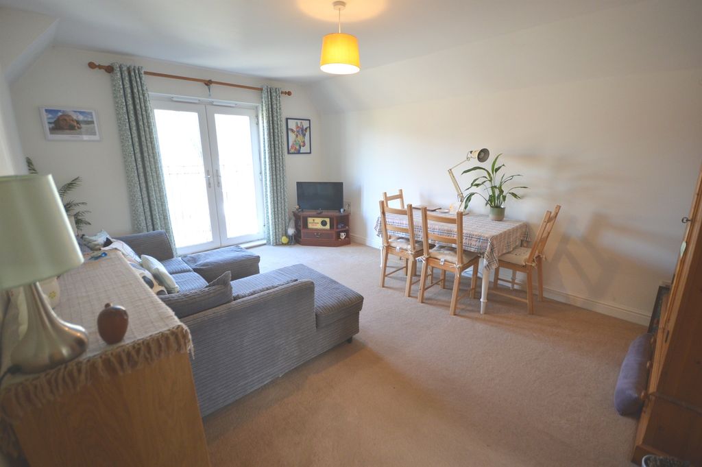 Additional image 7 of 2 bed flat for salePilgrims Way, Laverstock, Salisbury SP1