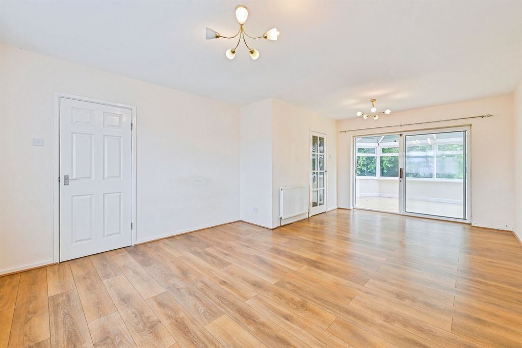 Additional image 2 of 5 bed detached house for saleHarefield Avenue, Leicester LE3