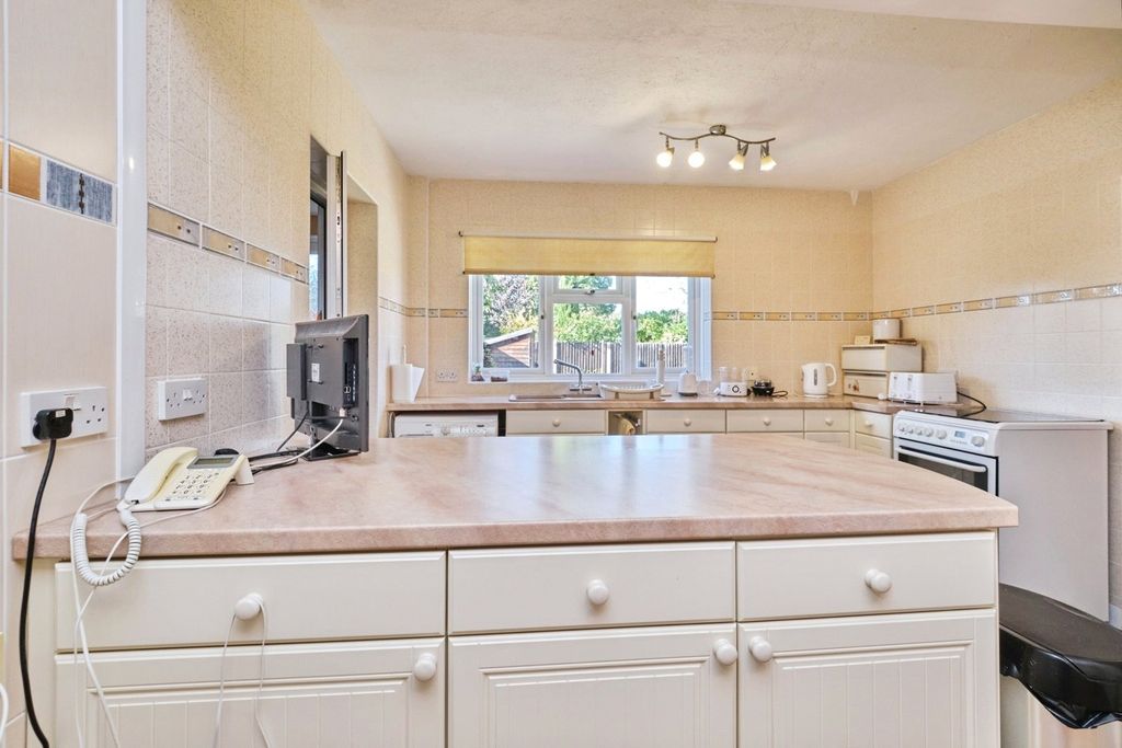 Additional image 7 of 3 bed semi-detached house for saleSimpson Road, Lichfield, Staffordshire WS13