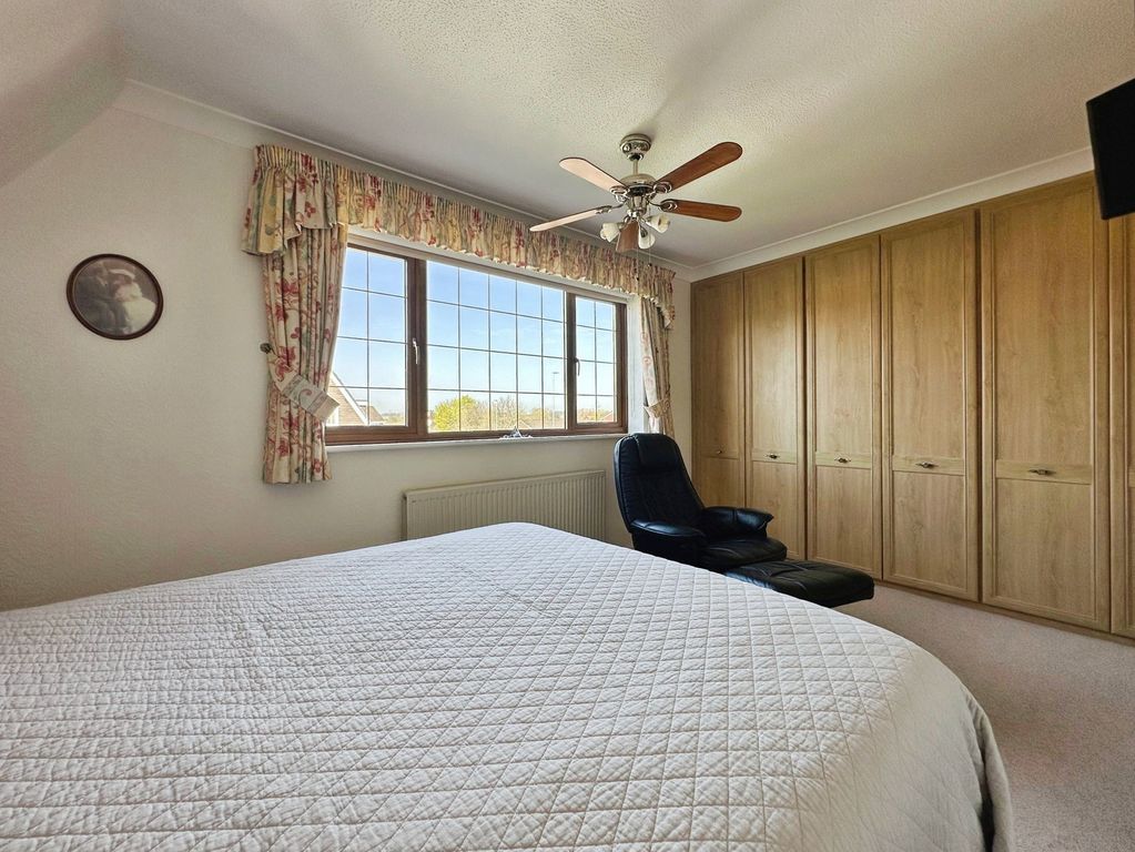 Additional image 12 of 4 bed detached house for saleRichmond Drive, Perton, Perton, Wolverhampton WV6