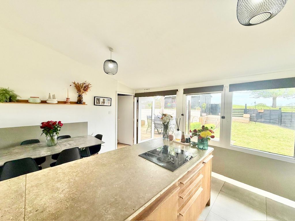 Additional image 6 of 3 bed country house for saleStocken Hall Road, Stretton, Oakham LE15