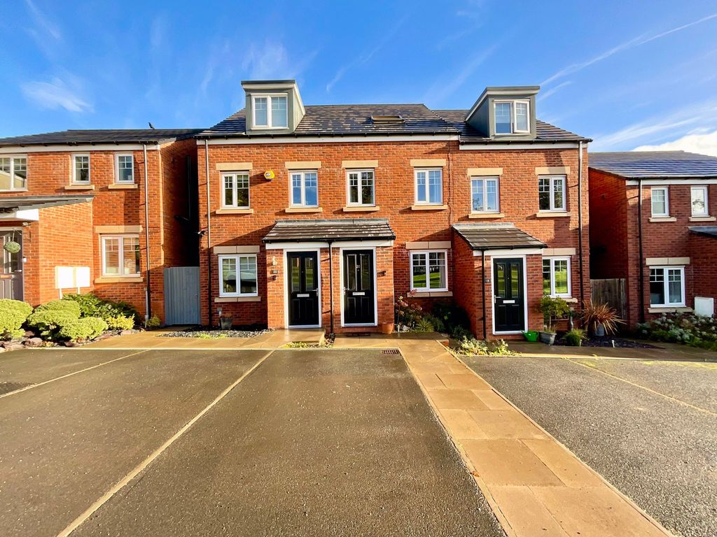 3 bed terraced house for saleMyatt Avenue, Stone ST15
