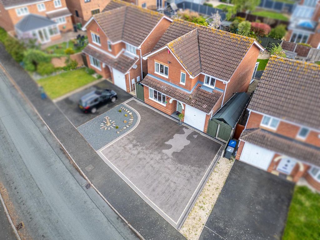 4 bed detached house for saleOxbridge Way, Tamworth B79