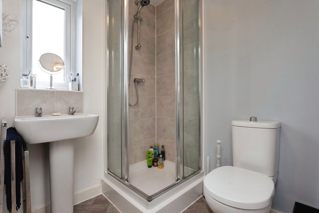 Additional image 13 of 3 bed end terrace house for saleSkipper Close, East Leake, Loughborough LE12