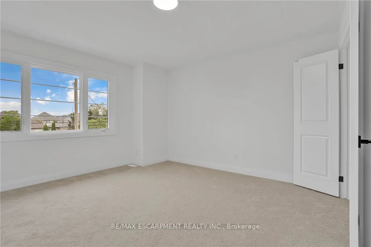 Additional image 9 of 386 Southcote Road