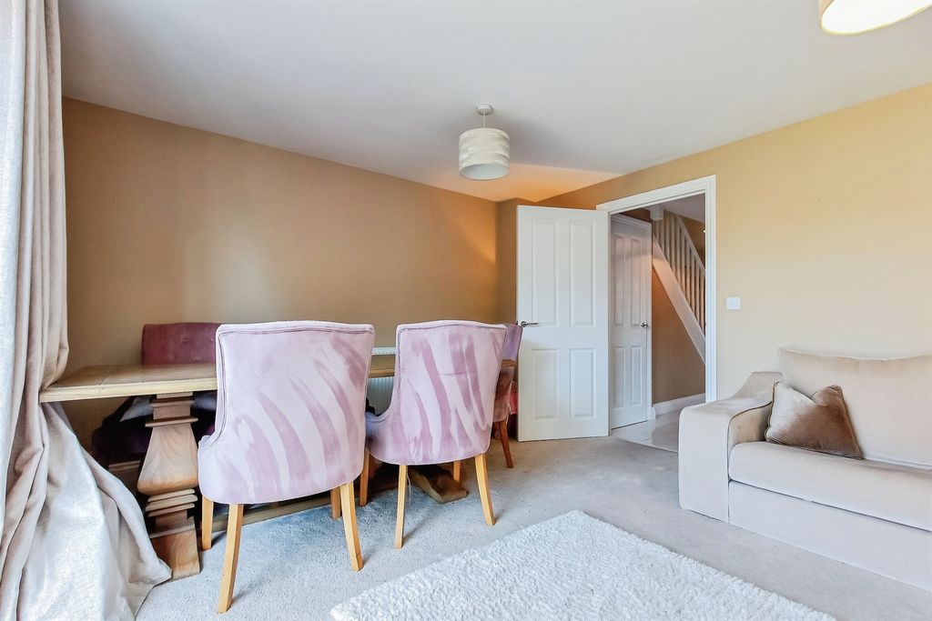 Additional image 7 of 3 bed semi-detached house for saleKingsdown Drive, Stamford PE9