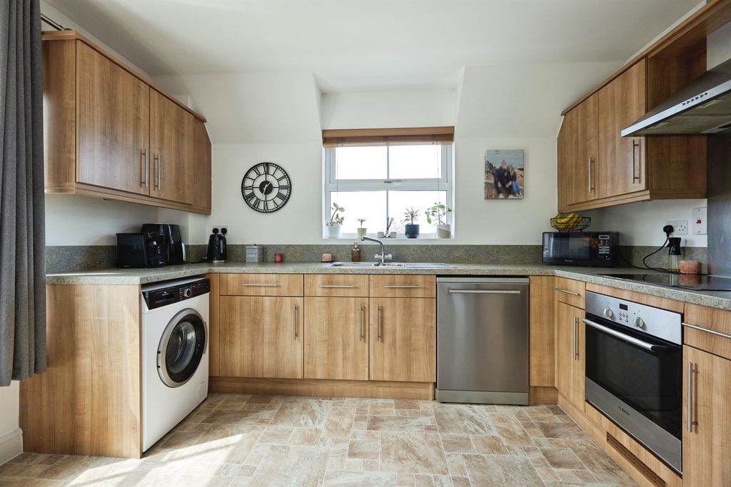 Additional image 6 of 2 bed flat for salePilgrims Way, Laverstock, Salisbury SP1
