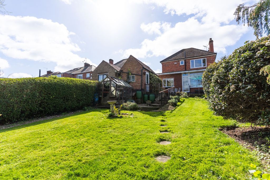 Additional image 19 of 3 bed detached house for saleSomerby Road, Thurnby LE7