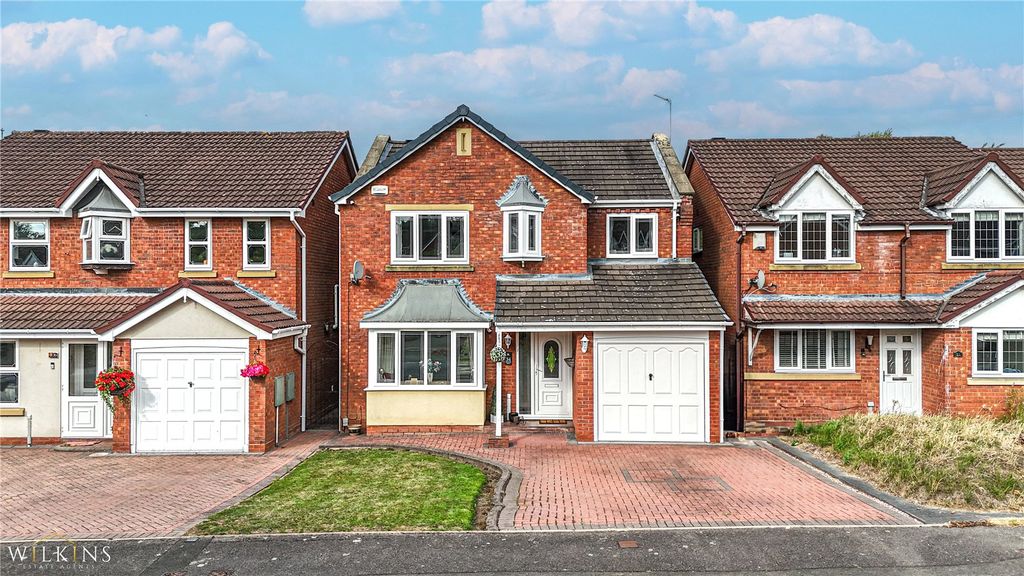 Additional image 36 of 4 bed detached house for saleLakeland Drive, Wilnecote, Tamworth, Staffordshire B77