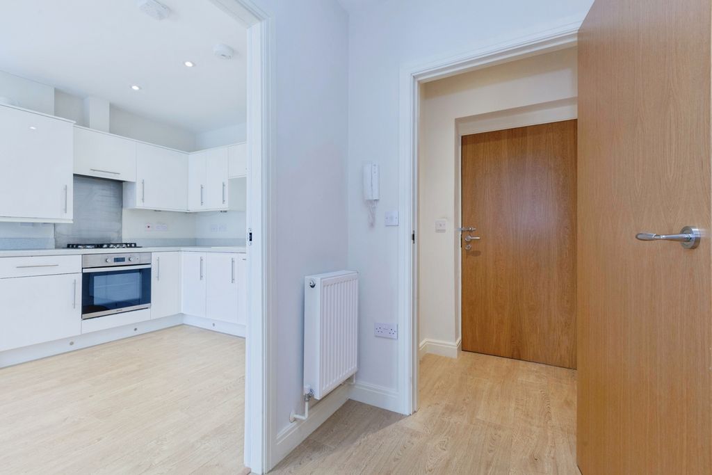 Additional image 4 of 1 bed flat for saleDe Montfort Street, Leicester, Leicestershire LE1