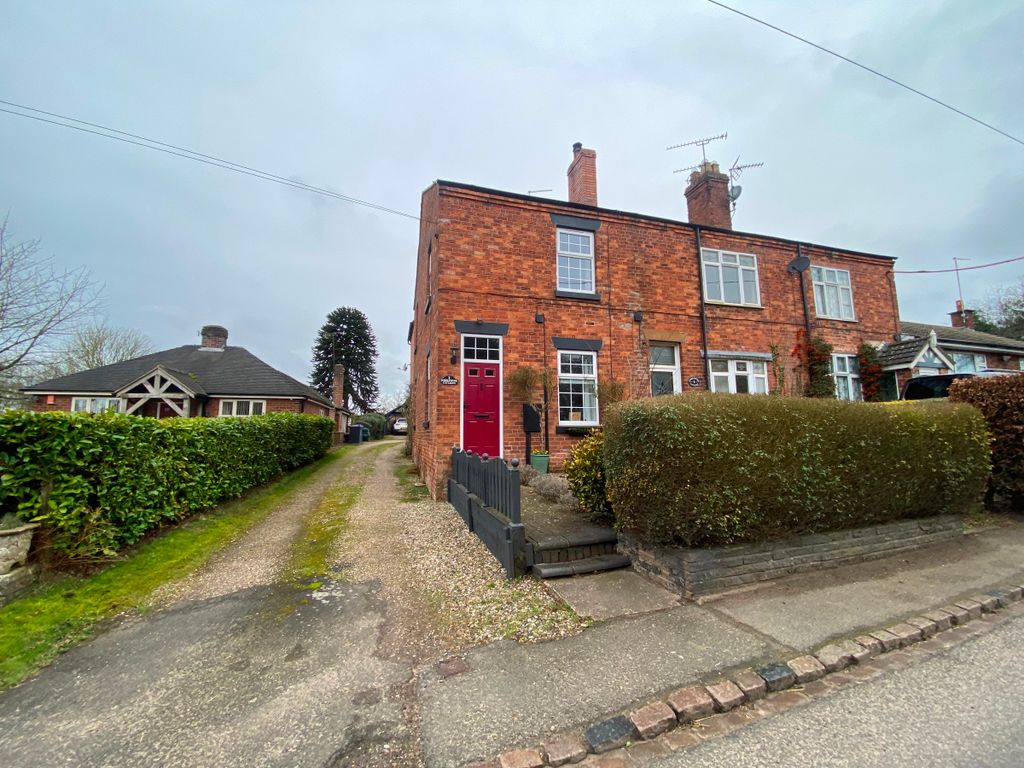2 bed cottage for saleDoddlespool Cottages, Main Road, Crewe CW3