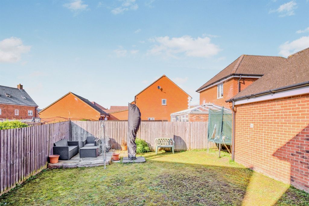 Additional image 2 of 4 bed detached house for saleHaragon Drive, Amesbury, Salisbury SP4
