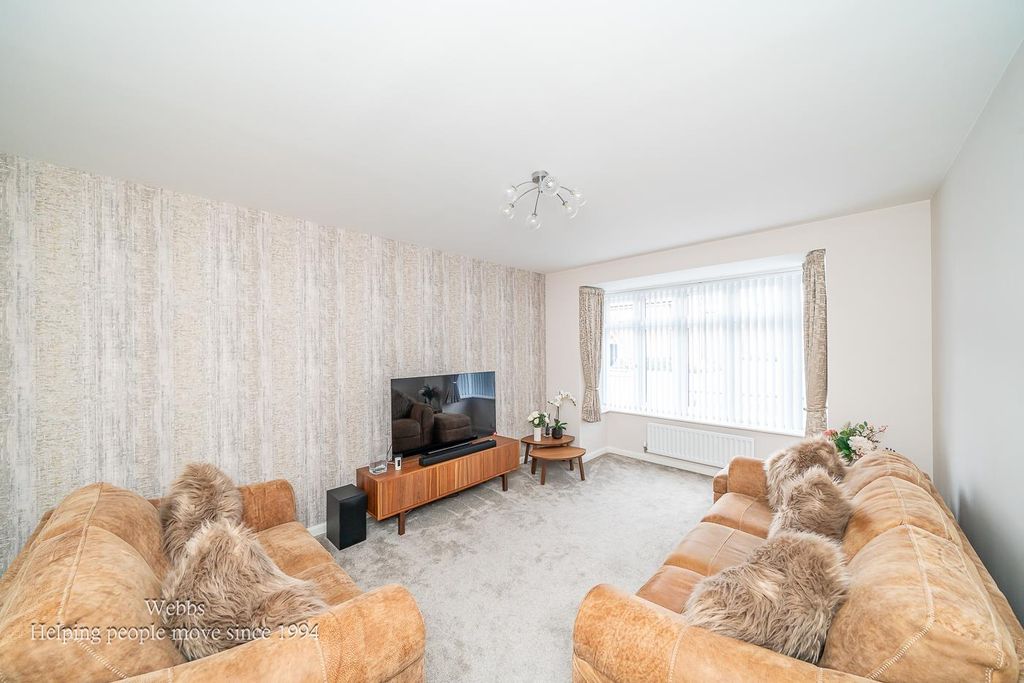 Additional image 3 of 4 bed detached house for saleElder Avenue, Essington, Wolverhampton WV11