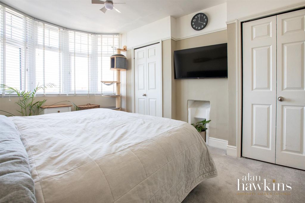 Additional image 9 of 3 bed semi-detached house for saleNore Marsh Road, Royal Wootton Bassett SN4