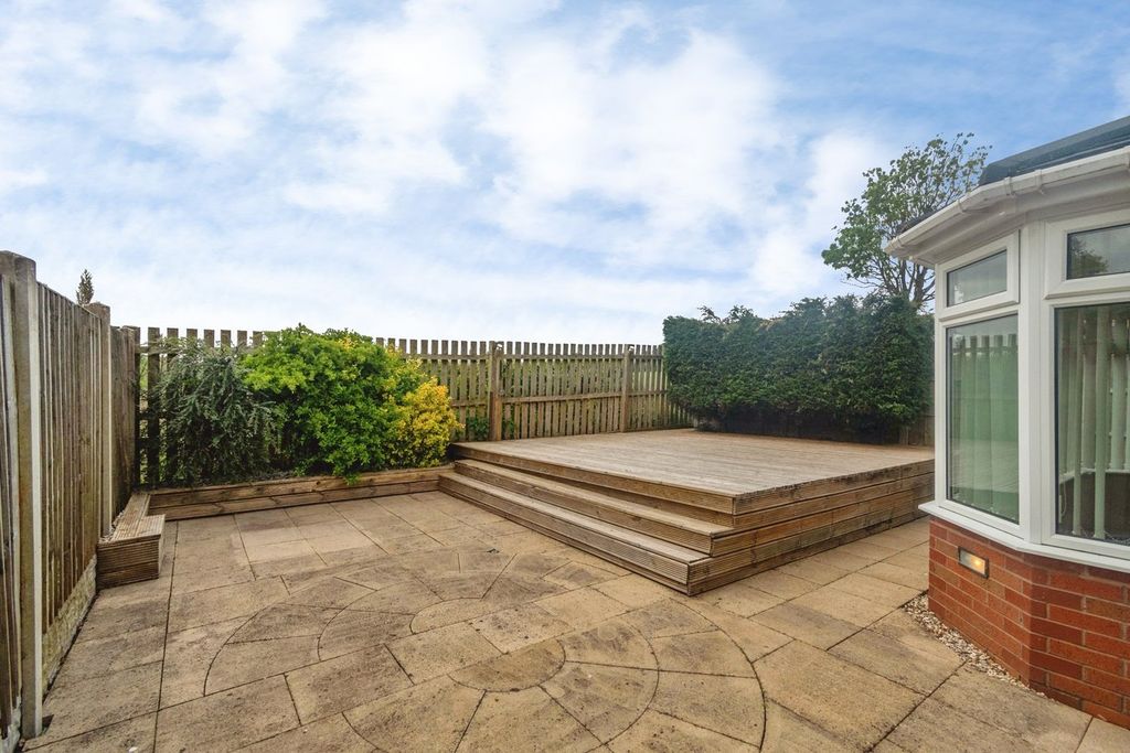 Additional image 20 of 5 bed detached house for saleClematis Drive, Pendeford, Wolverhampton WV9