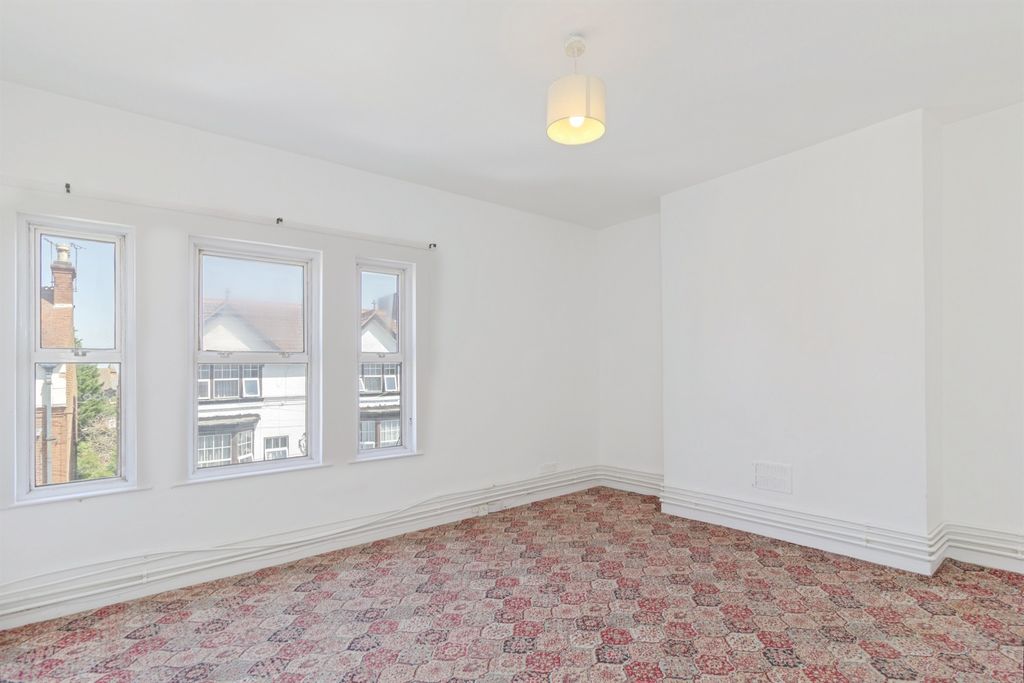Additional image 9 of 5 bed terraced house for saleWestleigh Road, Leicester LE3