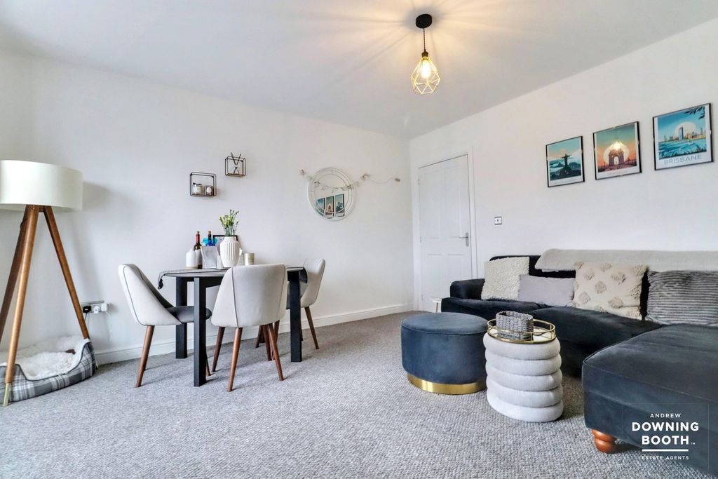 Additional image 7 of 2 bed flat for salePear Tree Close, Lichfield WS14