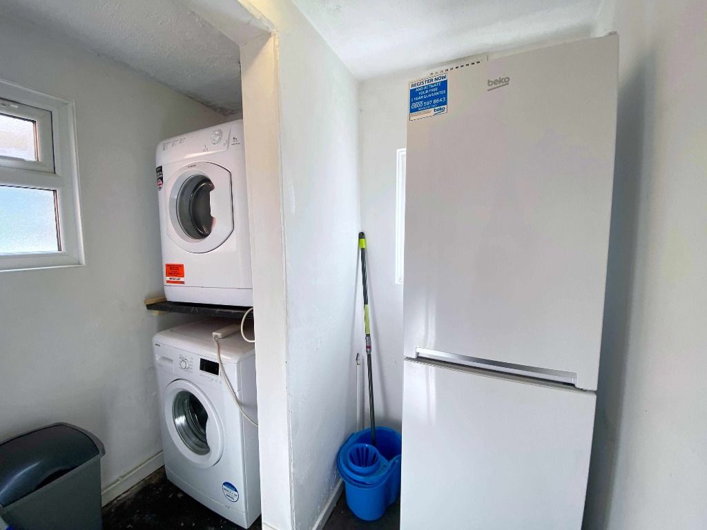 Additional image 4 of 5 bed terraced house for saleHartopp Road, Clarendon Park, Leicester LE2