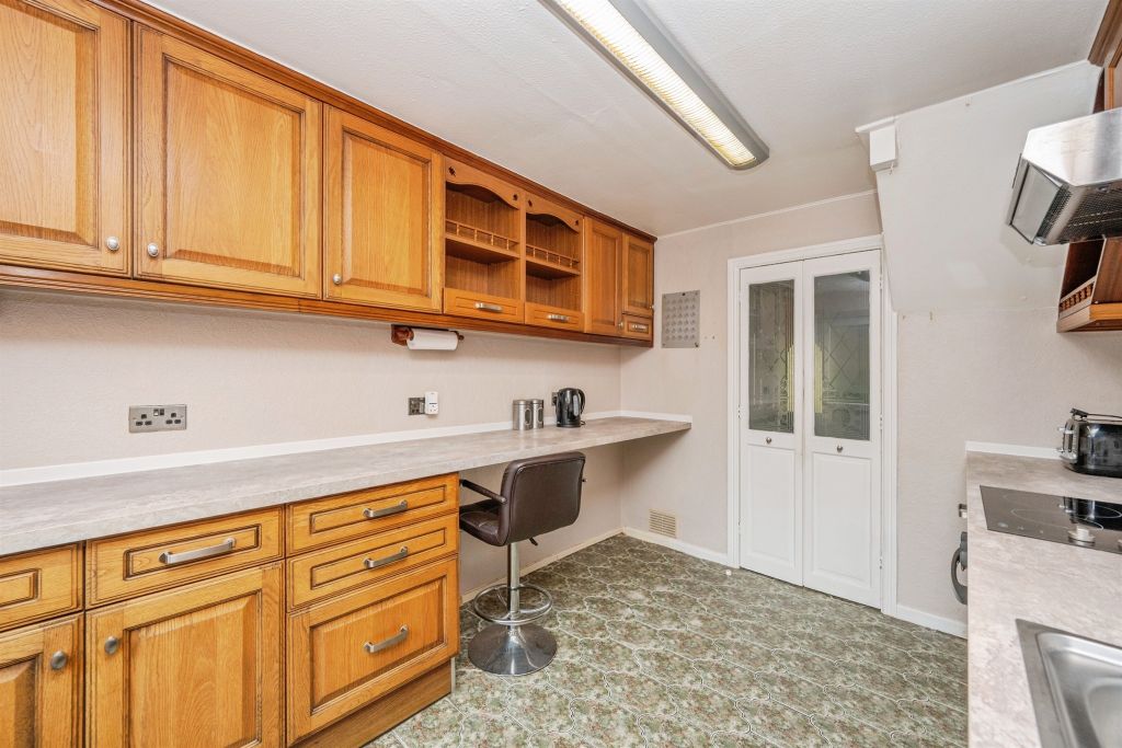 Additional image 12 of 3 bed semi-detached house for saleGilbert Road, Lichfield WS13