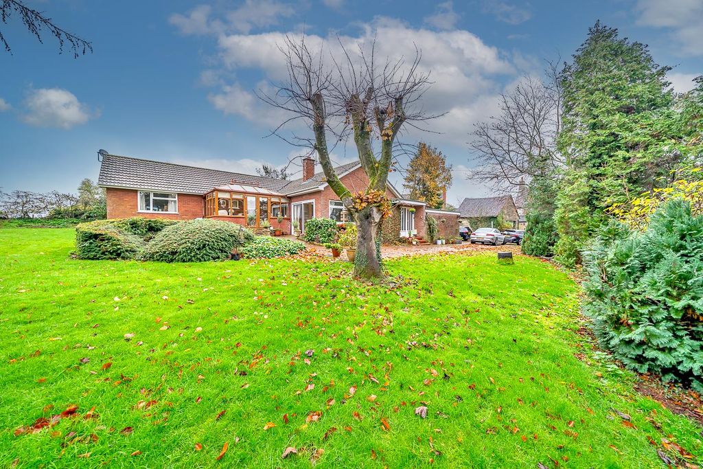 Additional image 3 of 4 bed detached bungalow for saleHopton, Stafford ST18
