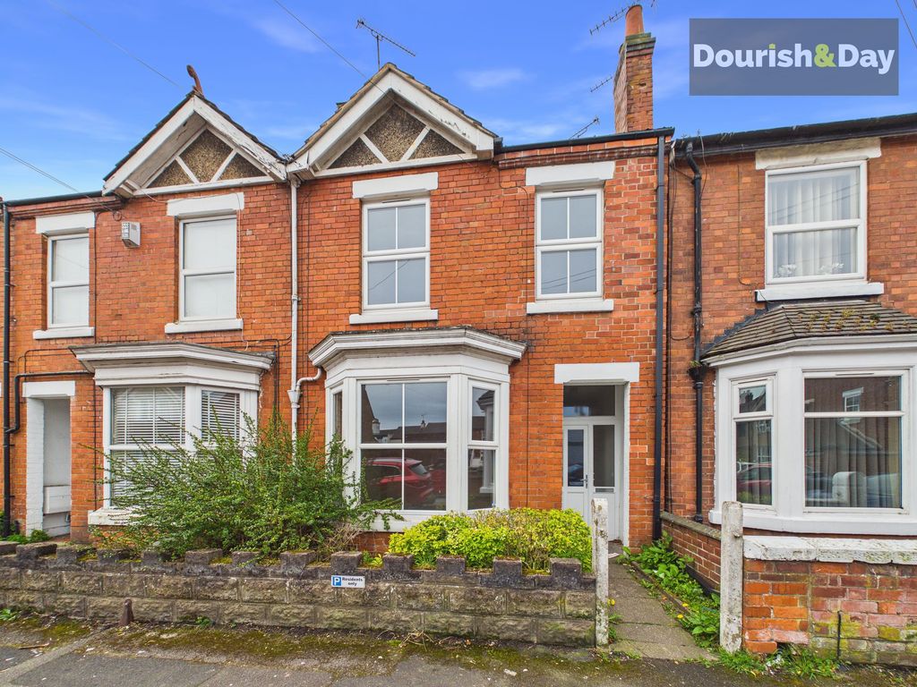 4 bed terraced house for saleAlexandra Road, Stafford ST17