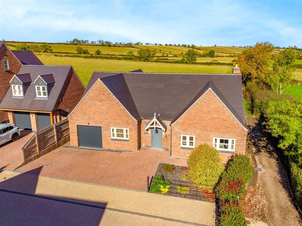 Additional image 2 of 3 bed detached bungalow for saleNorth Lodge Road, Old Dalby LE14