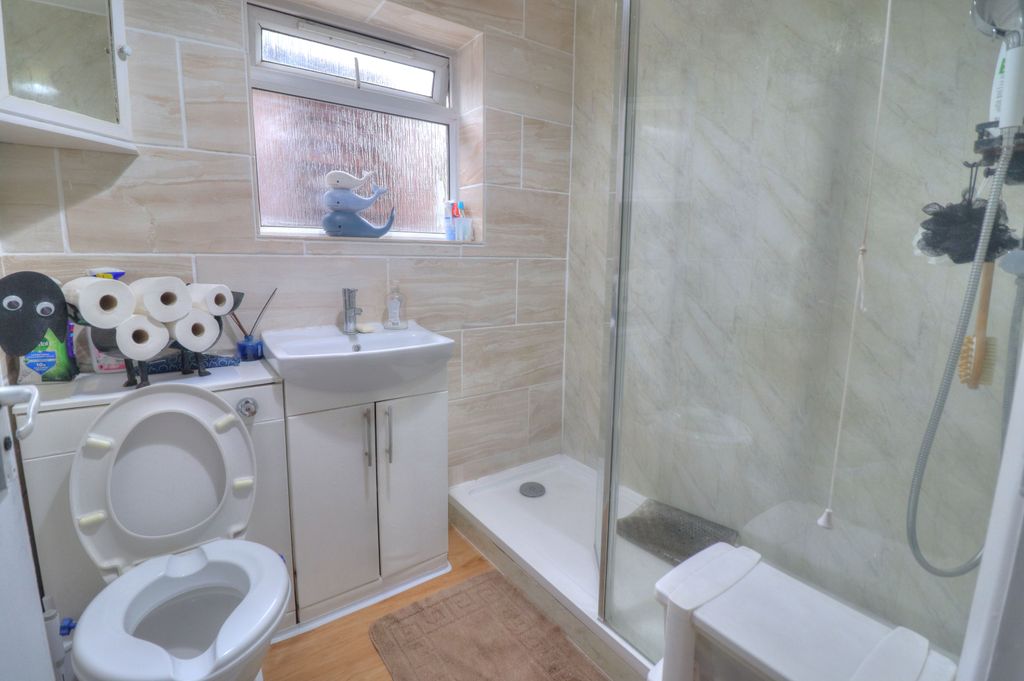 Additional image 10 of 3 bed semi-detached house for saleWanlip Lane, Birstall, Leicester LE4