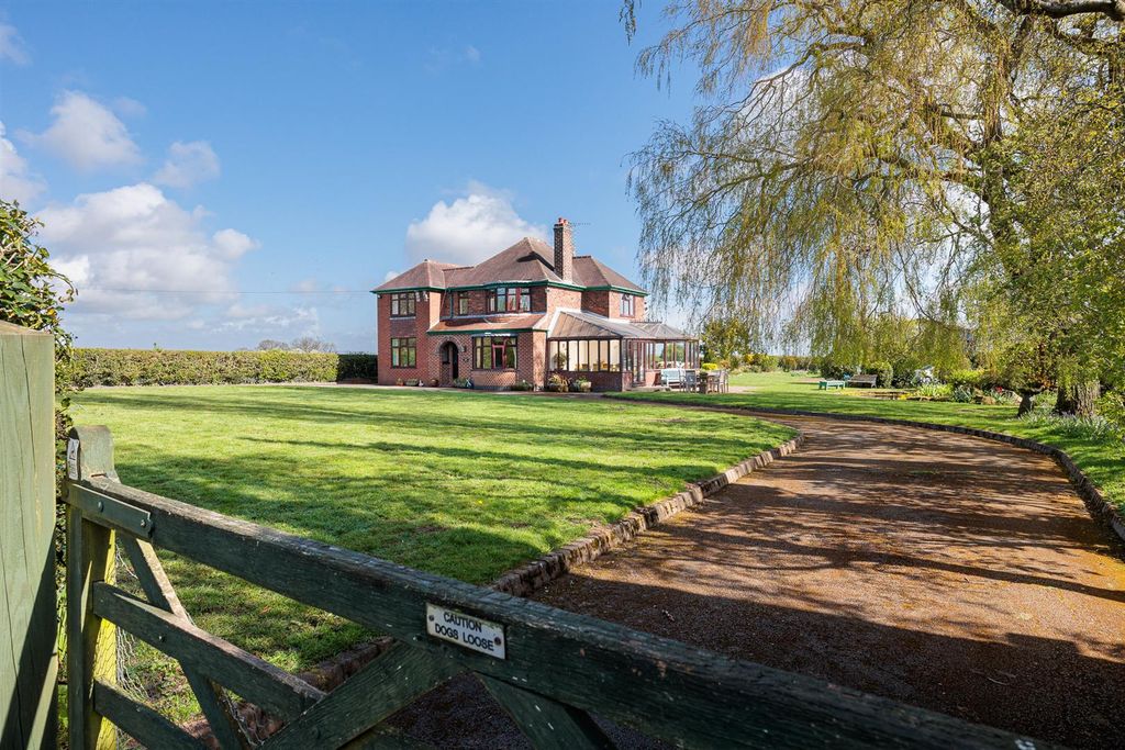 Additional image 5 of 5 bed detached house for saleGorsty Hill, Uttoxeter ST14