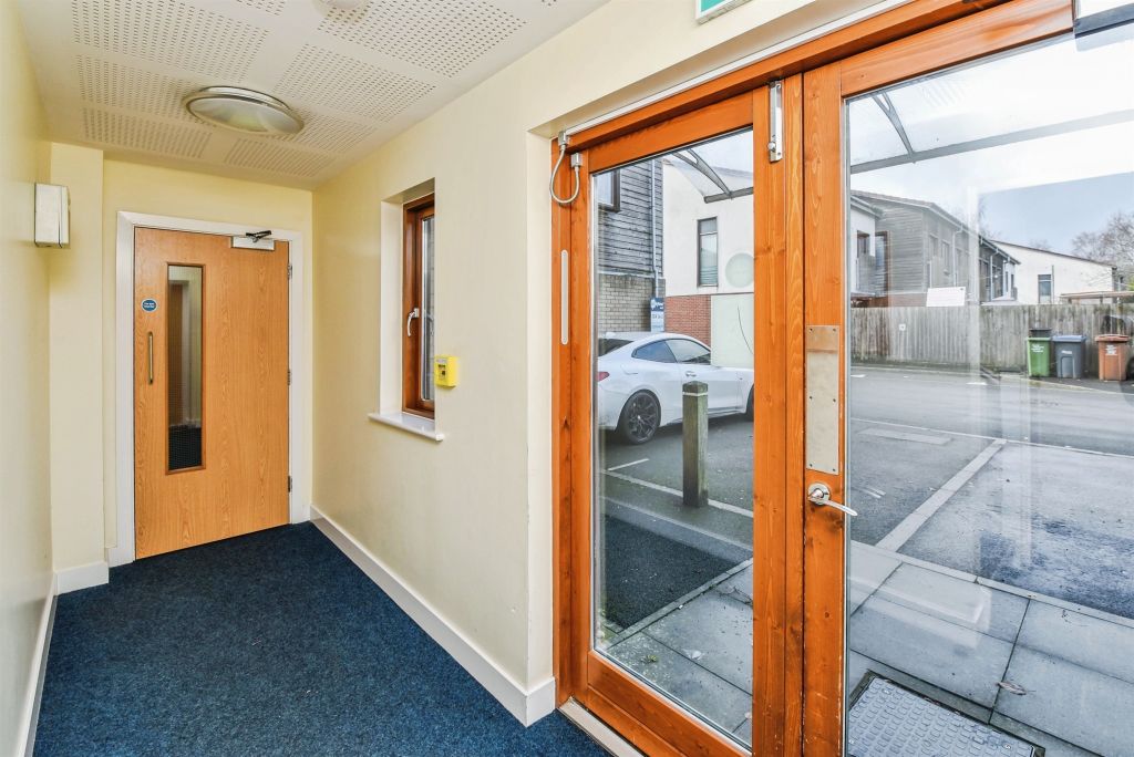 Additional image 11 of 2 bed flat for saleCowleaze, Chippenham SN15
