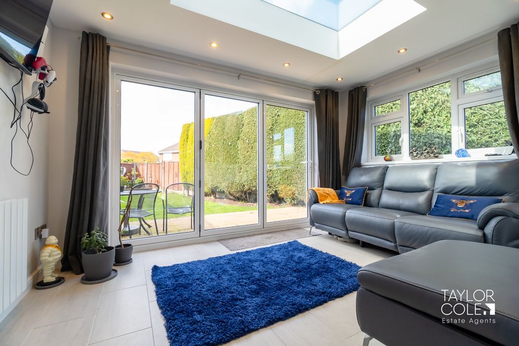 Additional image 8 of 3 bed semi-detached house for saleParbury, Dosthill, Tamworth B77