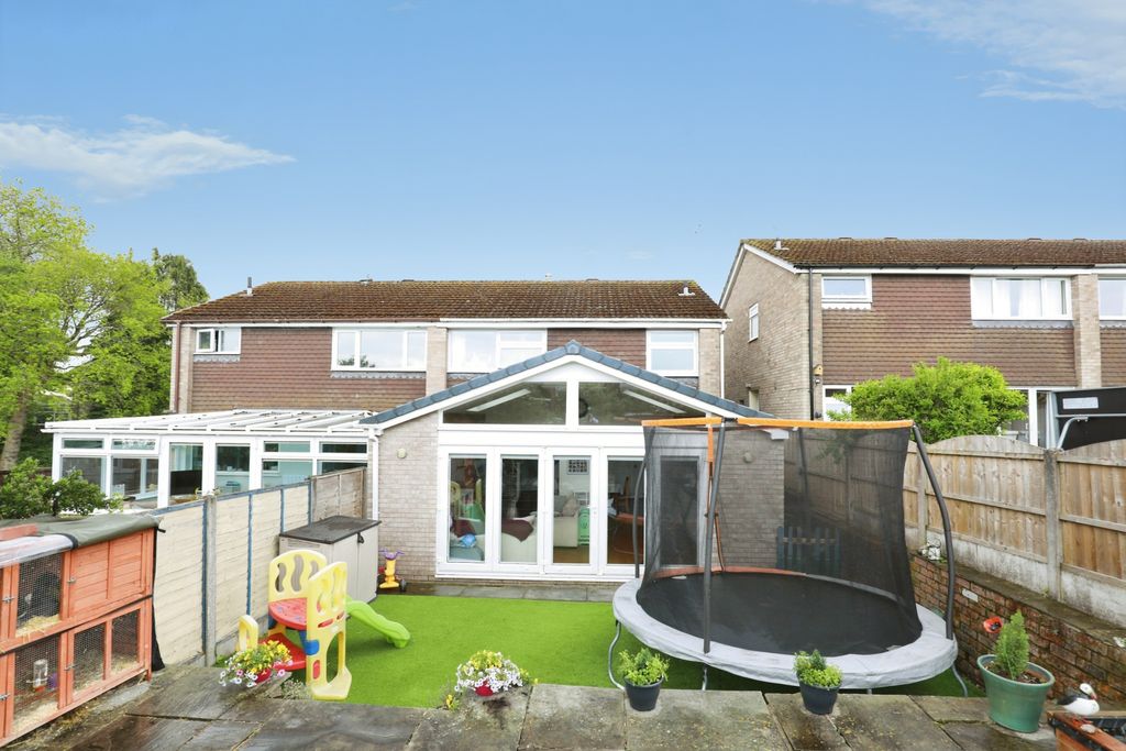 Additional image 14 of 3 bed semi-detached house for saleRochford Close, Leek ST13