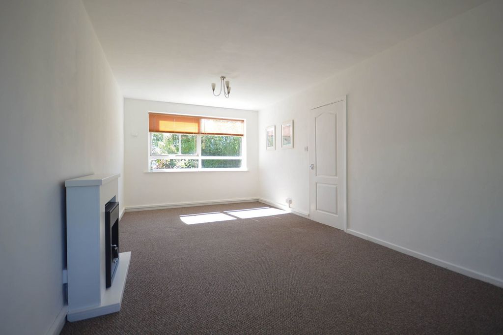 Additional image 2 of 2 bed flat for saleWalsall Road, Sutton Coldfield B74