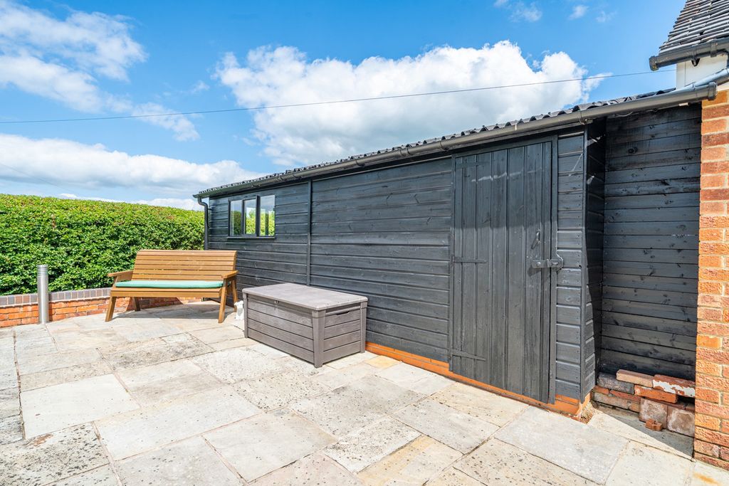 Additional image 33 of 4 bed detached house for saleChapel Lane, Hanbury, Staffordshire DE13