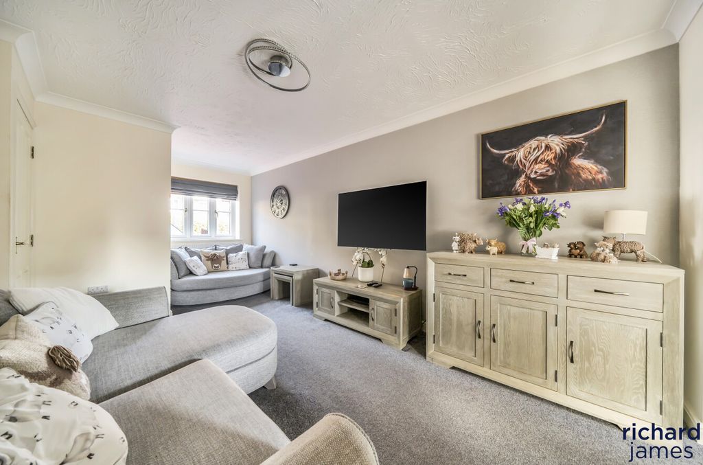 Additional image 2 of 4 bed detached house for saleSkew Bridge Close, Royal Wootton Bassett SN4