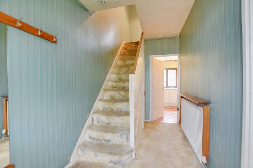 3 bed end terrace house for saleNetherhall Road, Netherhall, Leicester LE5 photo 5