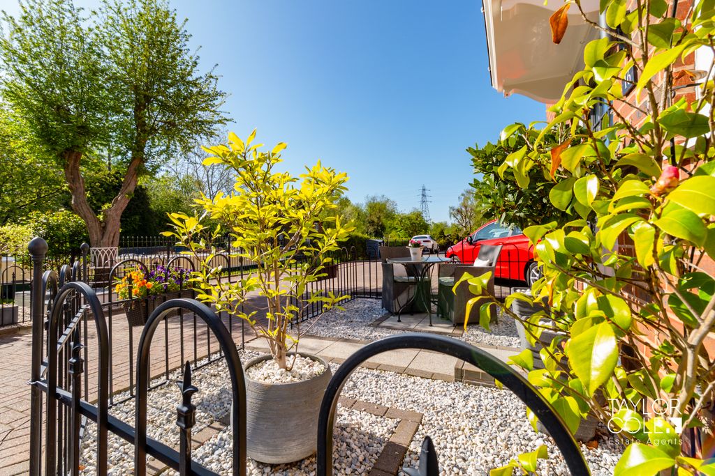 Additional image 34 of 3 bed semi-detached house for saleBarlow Avenue, Tamworth B77