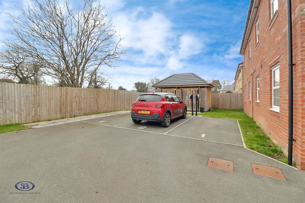 Additional image 11 of 1 bed flat for saleCliff Aucott Crescent, Alsager ST7