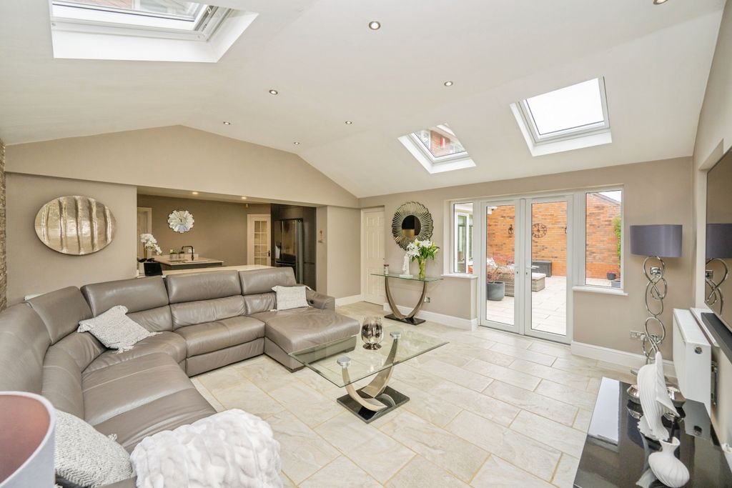 Additional image 5 of 5 bed detached house for saleEdwards Farm Road, Fradley WS13
