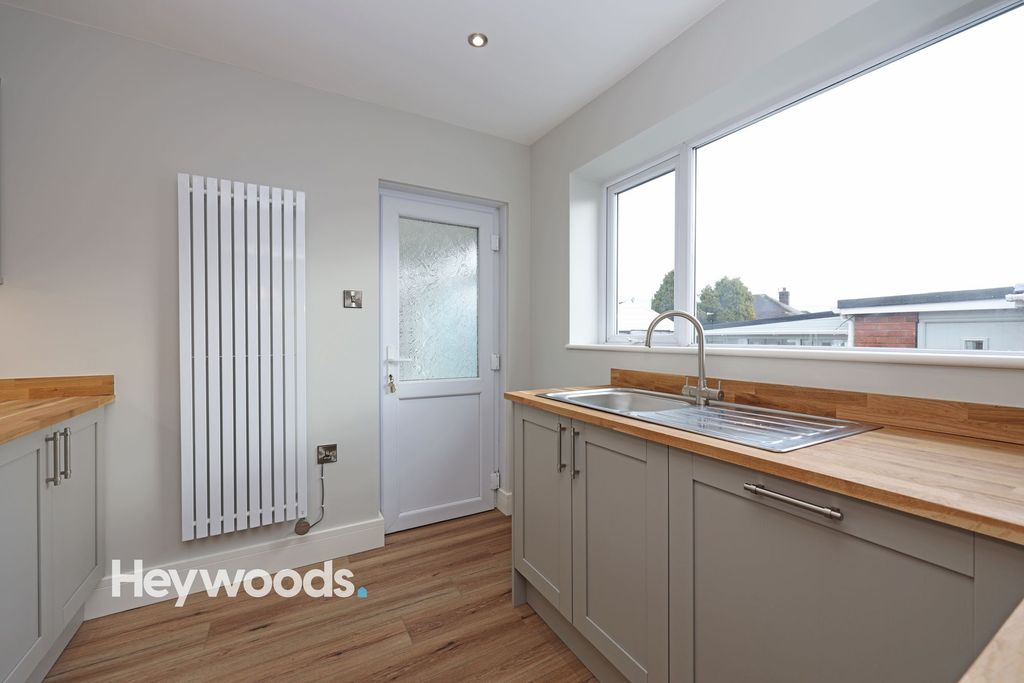 Additional image 4 of 2 bed semi-detached bungalow for saleFearns Avenue, Bradwell, Newcastle Under Lyme ST5