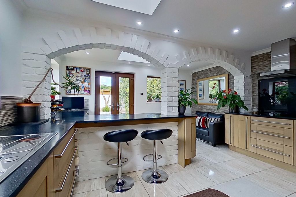 Additional image 16 of 4 bed detached bungalow for saleEdge Hill Road, Four Oaks, Sutton Coldfield B74
