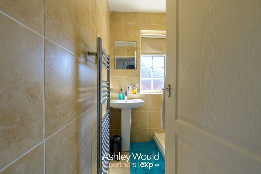 Additional image 10 of 3 bed semi-detached house for saleWindmill Grove, Kingswinford DY6