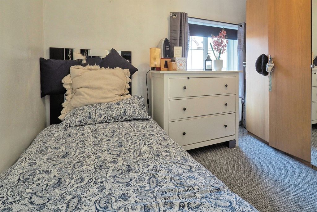 Additional image 9 of 2 bed cottage for saleEarls Court Road, Amesbury, Salisbury SP4