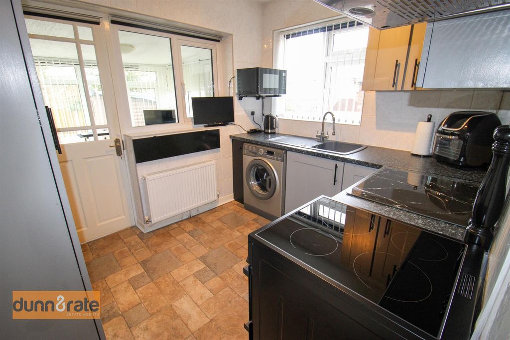 Additional image 4 of 2 bed semi-detached bungalow for saleCaroline Close, Werrington, Stoke-On-Trent ST9
