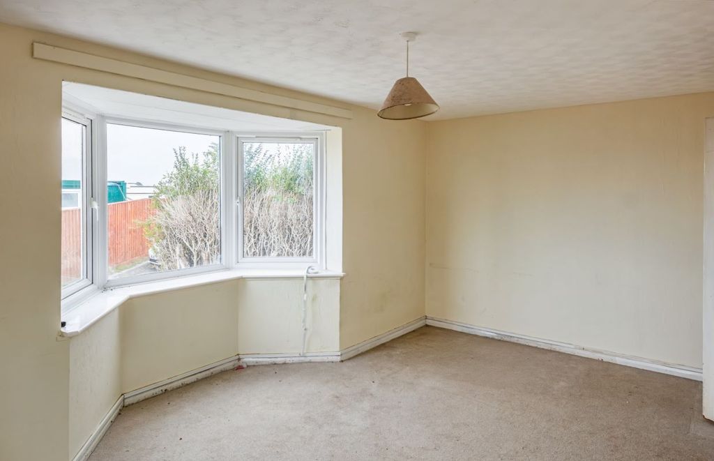 Additional image 6 of 3 bed end terrace house for sale34, Clyffe Pypard, Swindon, Wiltshire SN4