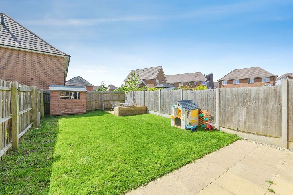 Additional image 18 of 3 bed semi-detached house for saleEllastone Way, Amington, Tamworth B77