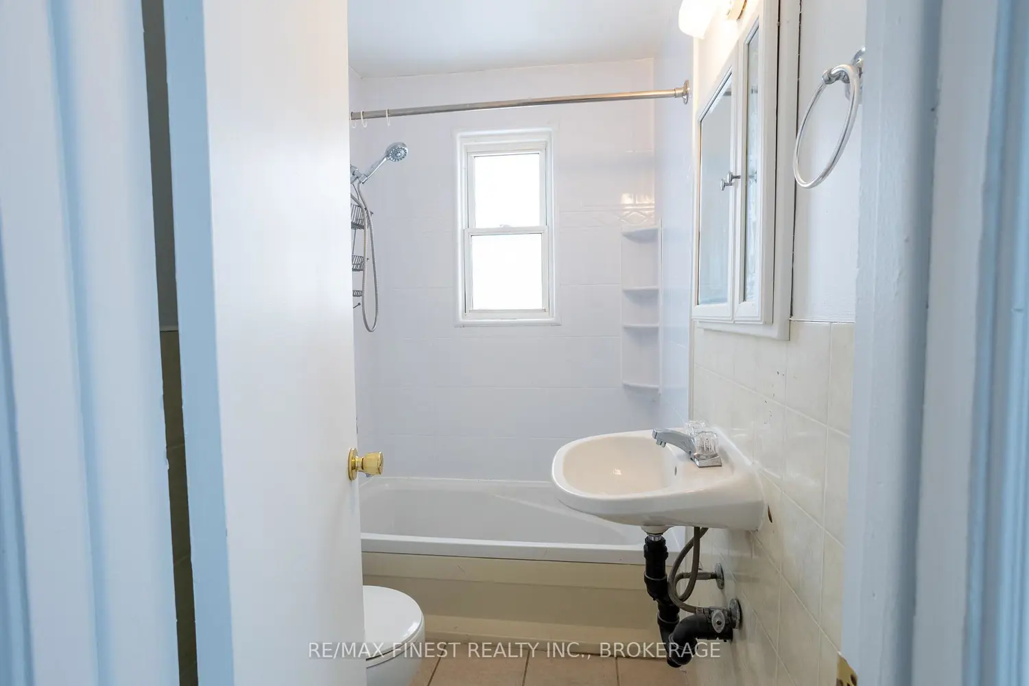 Additional image 10 of 559 Macdonnell Street