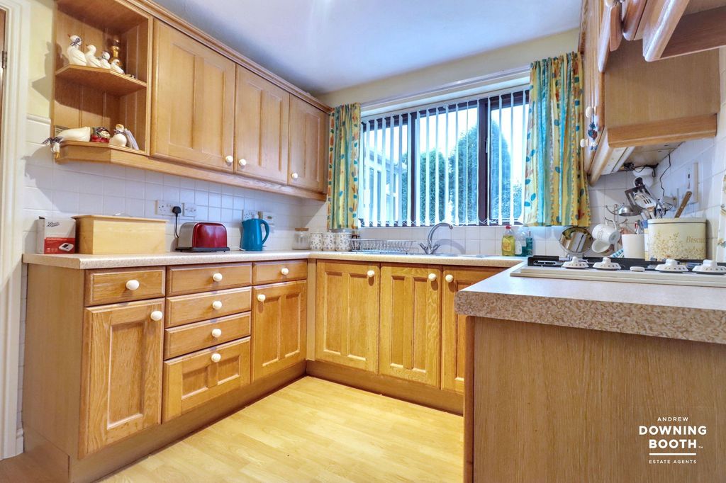 Additional image 7 of 2 bed bungalow for saleFeatherbed Lane, Hixon, Stafford ST18