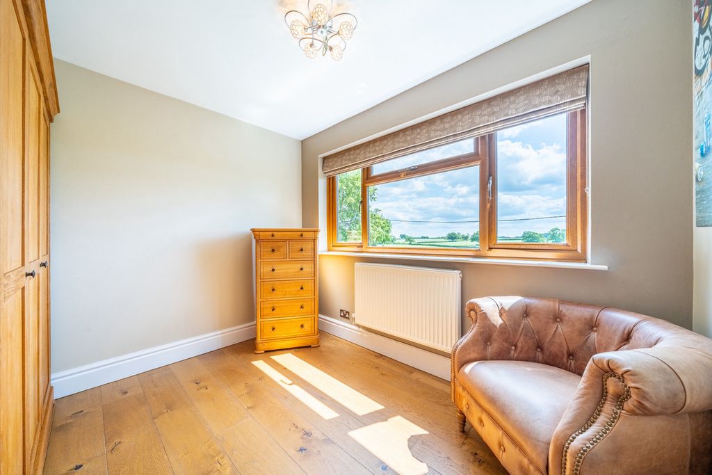 Additional image 26 of 4 bed detached house for saleChapel Lane, Hanbury, Staffordshire DE13