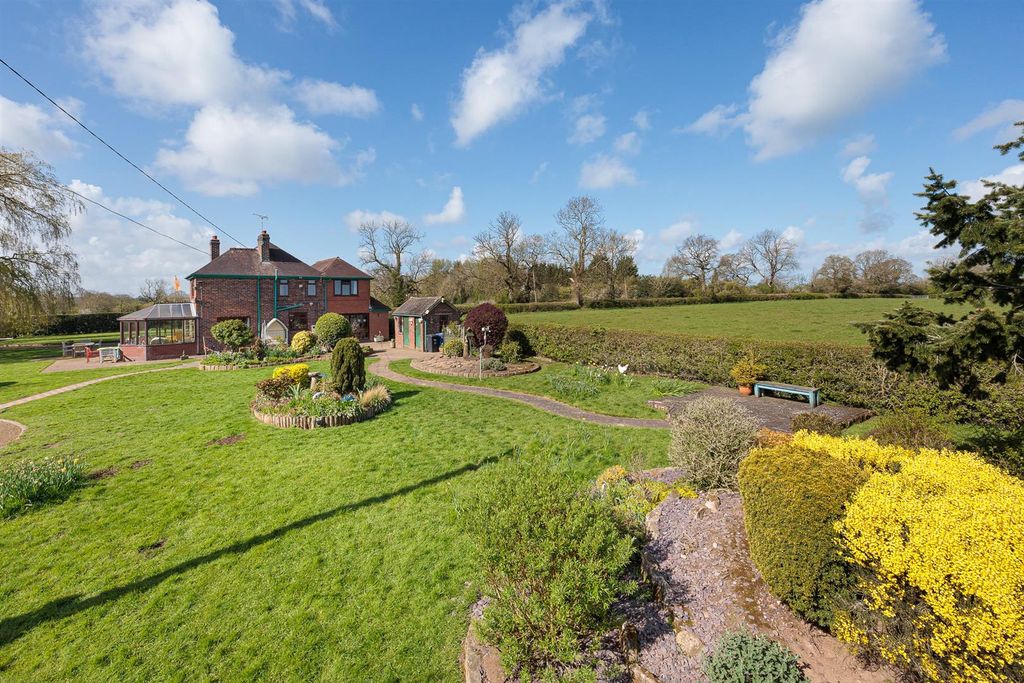 Additional image 24 of 5 bed detached house for saleGorsty Hill, Uttoxeter ST14