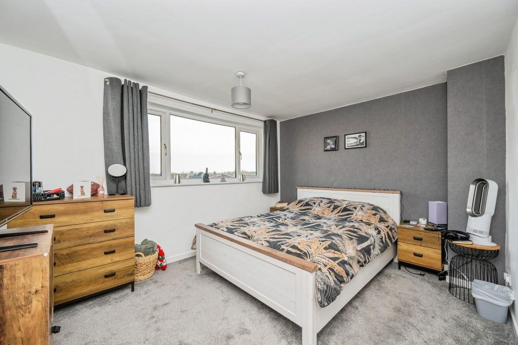 Additional image 7 of 3 bed end terrace house for saleDarnford View, Lichfield WS13